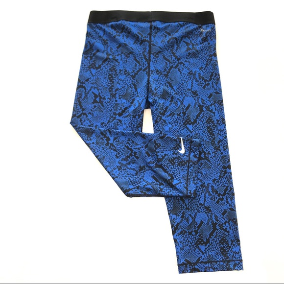 NWOT Nike Pro 20” Snakeskin Cropped Capri Leggings - Picture 7 of 16